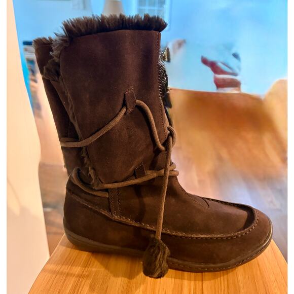 Steve‎ Madden NEW Moccasin Boots Suede Fur Tie Mid-Calf 9 - Picture 1 of 11